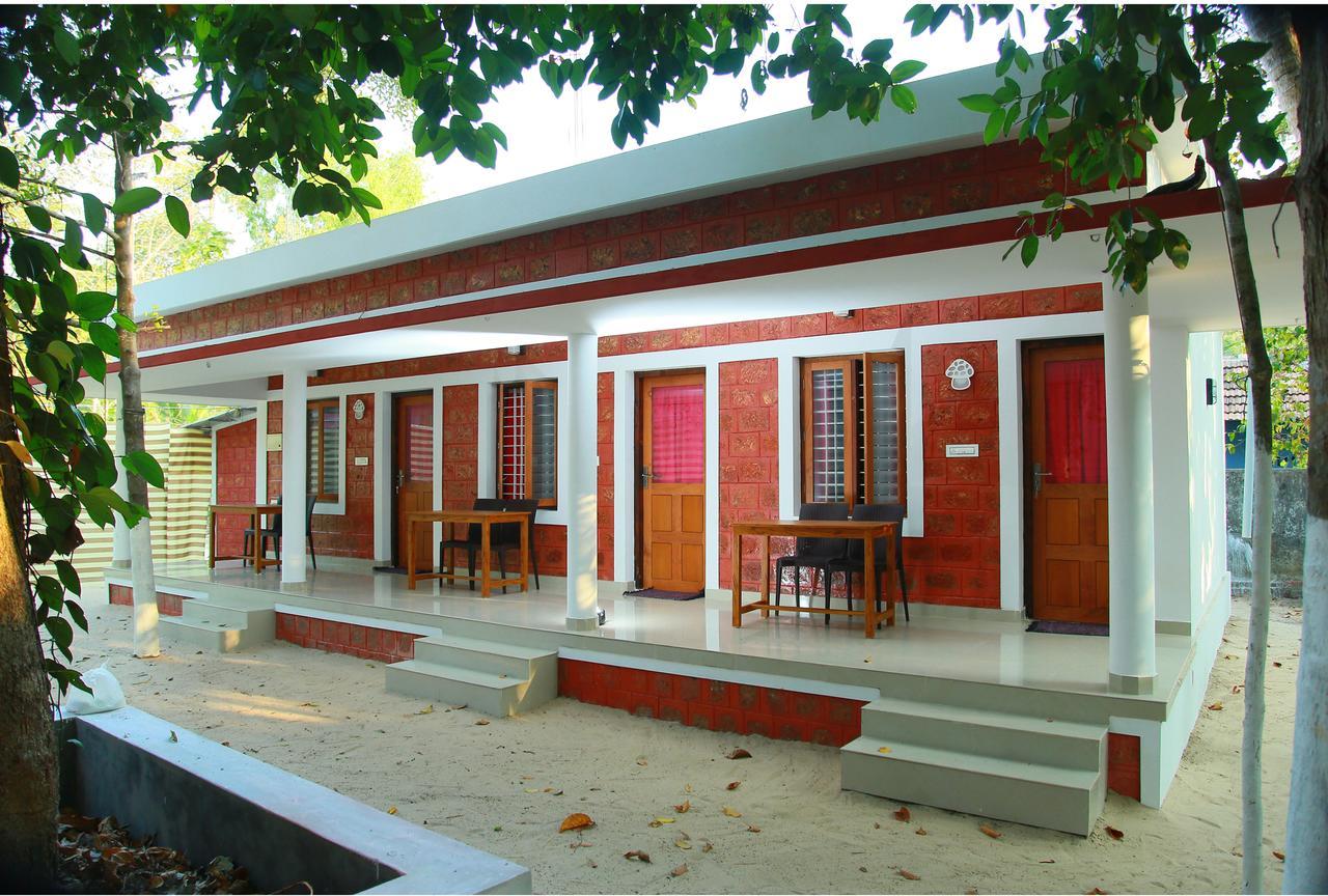 Agape Marari Apartamento Mararikulam Exterior foto
